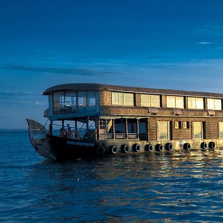 Harmony Houseboats Otel Alappuzha Dış mekan fotoğraf