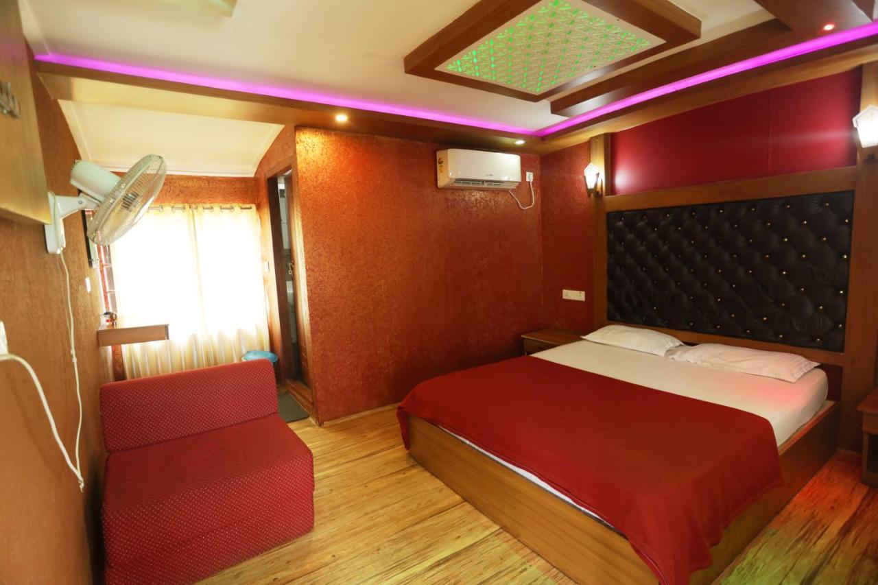 Harmony Houseboats Otel Alappuzha Dış mekan fotoğraf