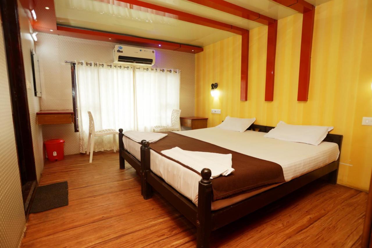 Harmony Houseboats Otel Alappuzha Dış mekan fotoğraf