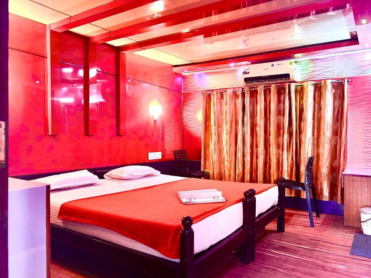 Harmony Houseboats Otel Alappuzha Dış mekan fotoğraf