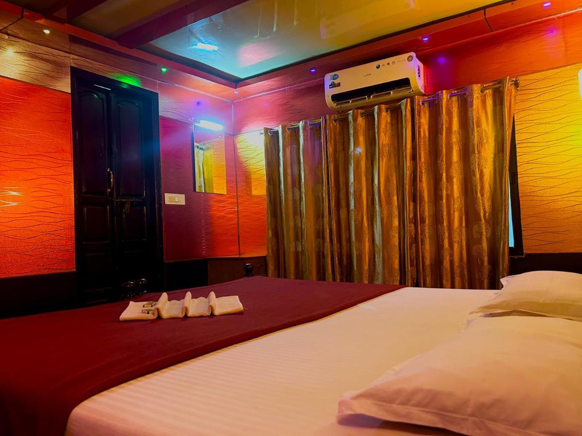 Harmony Houseboats Otel Alappuzha Dış mekan fotoğraf