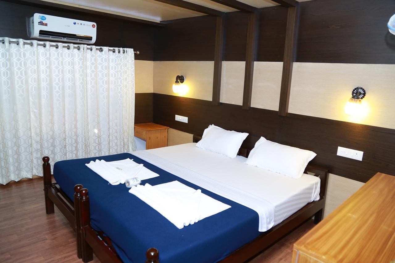 Harmony Houseboats Otel Alappuzha Dış mekan fotoğraf